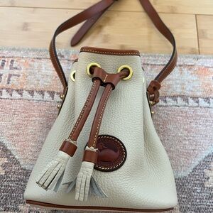 Vintage Dooney & Bourke Crossbody Bag